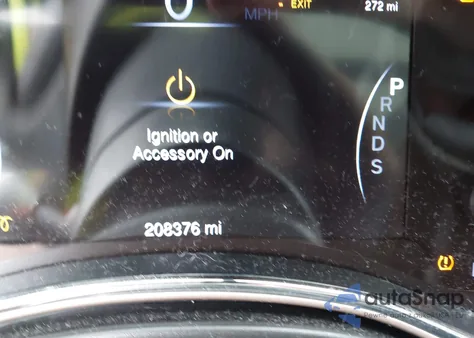 2014 Jeep Grand Cherokee Overland z USA, uszkodzony, nr VIN 1C4RJFCM5EC580597